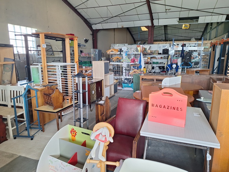 Rayon mobilier de la boutique
