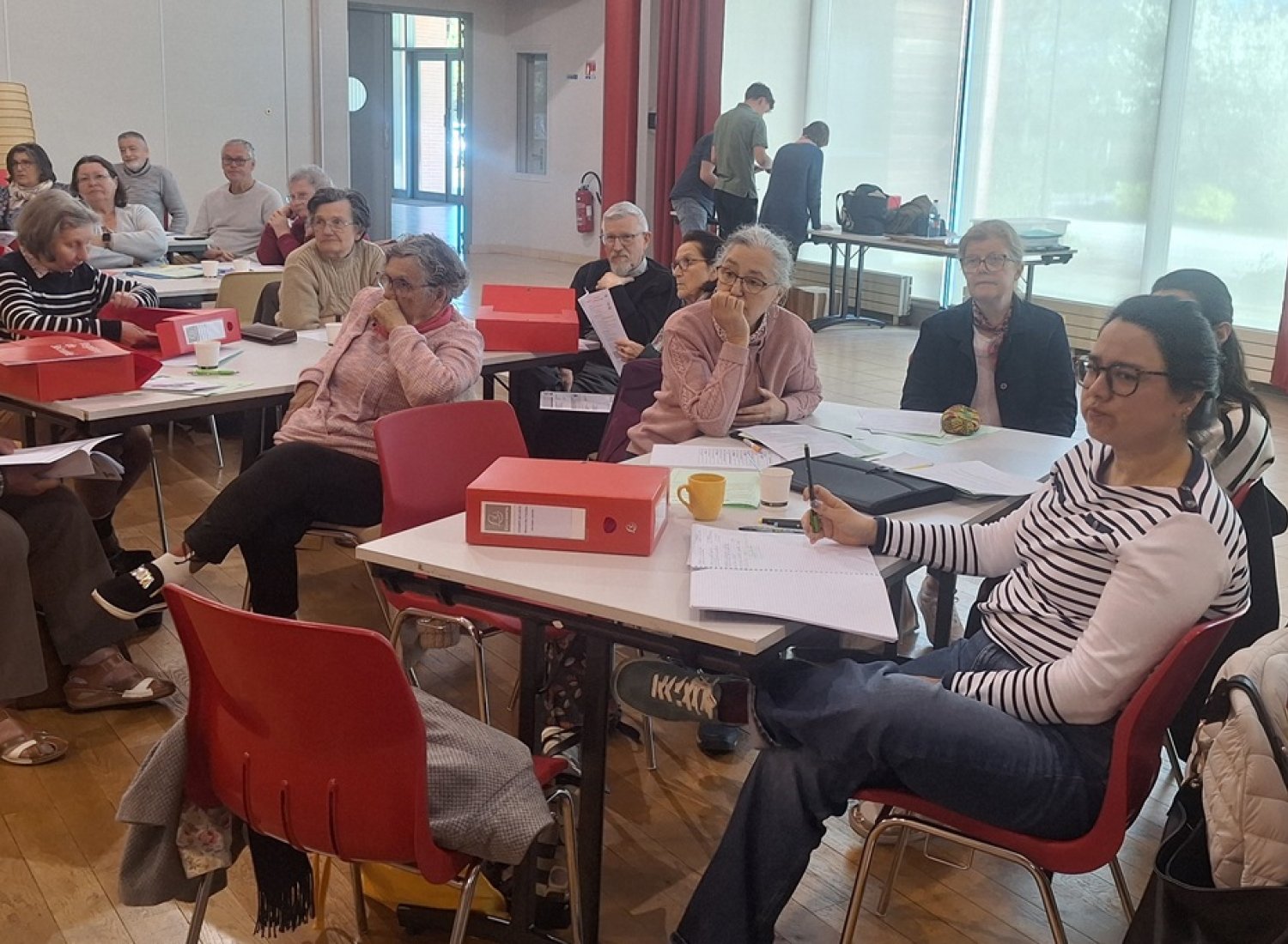 Bénévoles mandataires du Secours Catholique lors de leur assemblée annuelle à Faye-aux-Loges