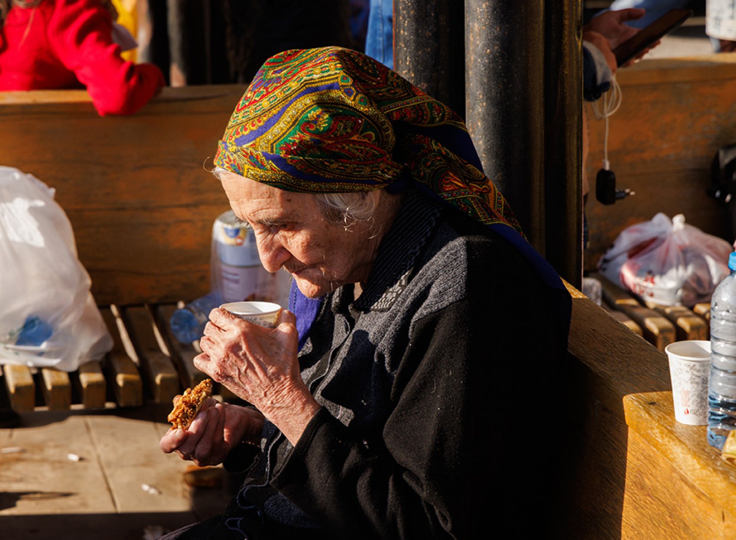 vieille femme arménienne déplacée conflit Haut Karabakh