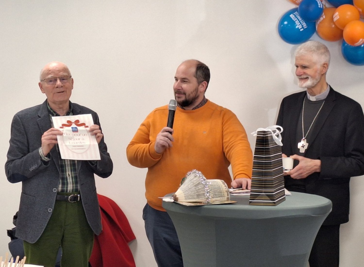 Dominique GUY, Emmanuel BARBIER et Monseigneur BLAQUART